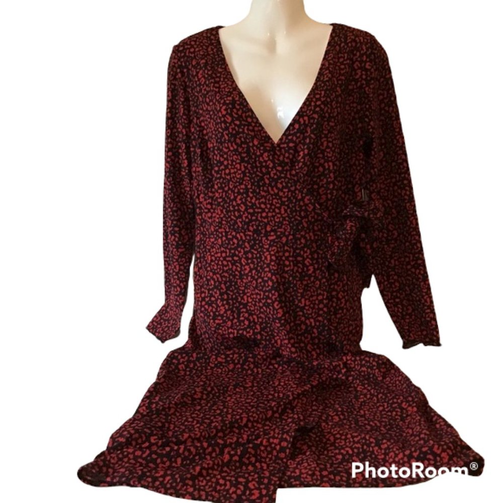 Dress Size 1 Large Red Black print Pullover Faux Wrap by June & Hudson NWT $75
